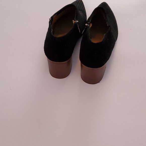 Franco Sarto black suede booties - Picture 3 of 5